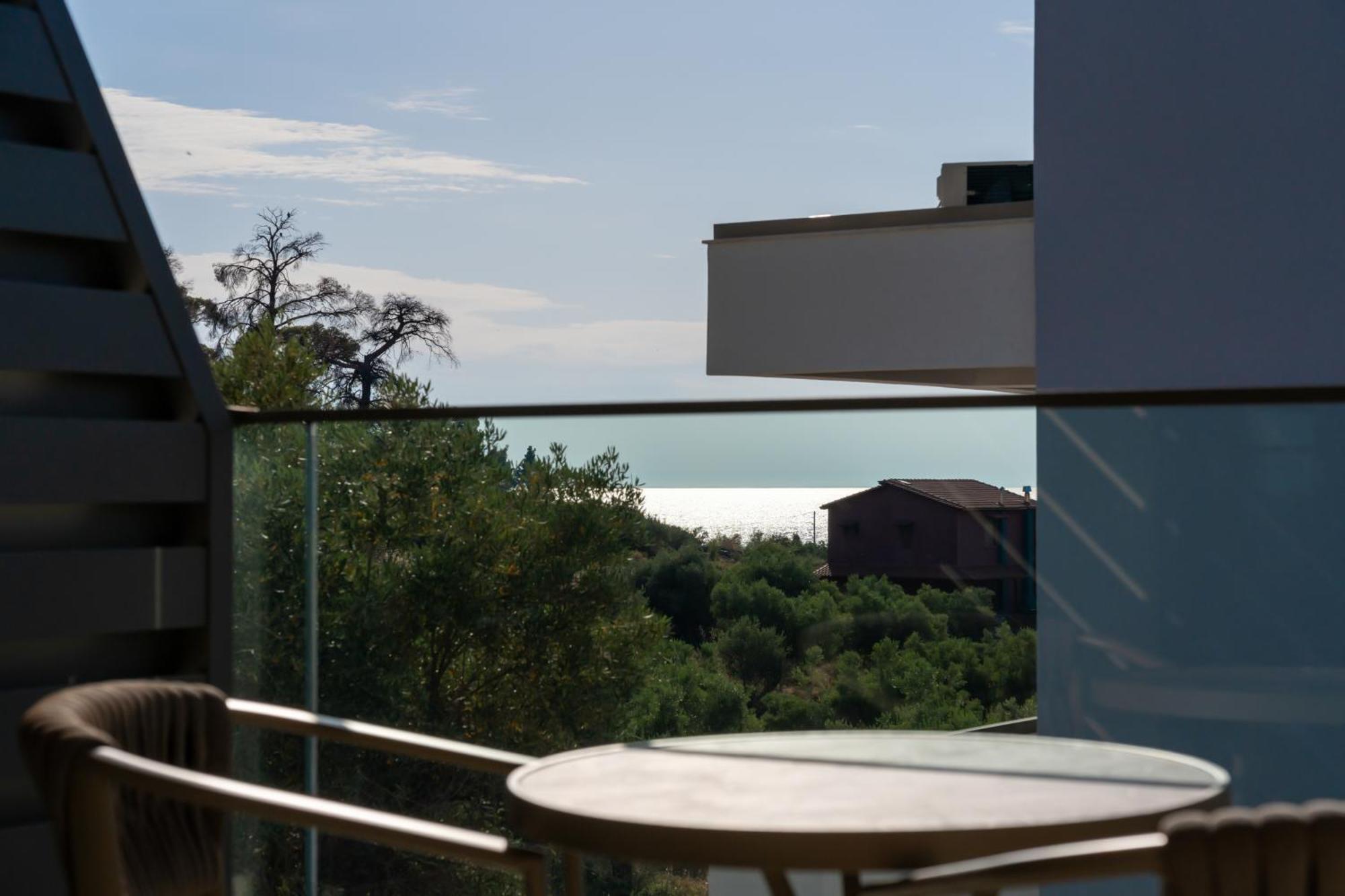 Hp Family Suites Neos Marmaras Exterior photo